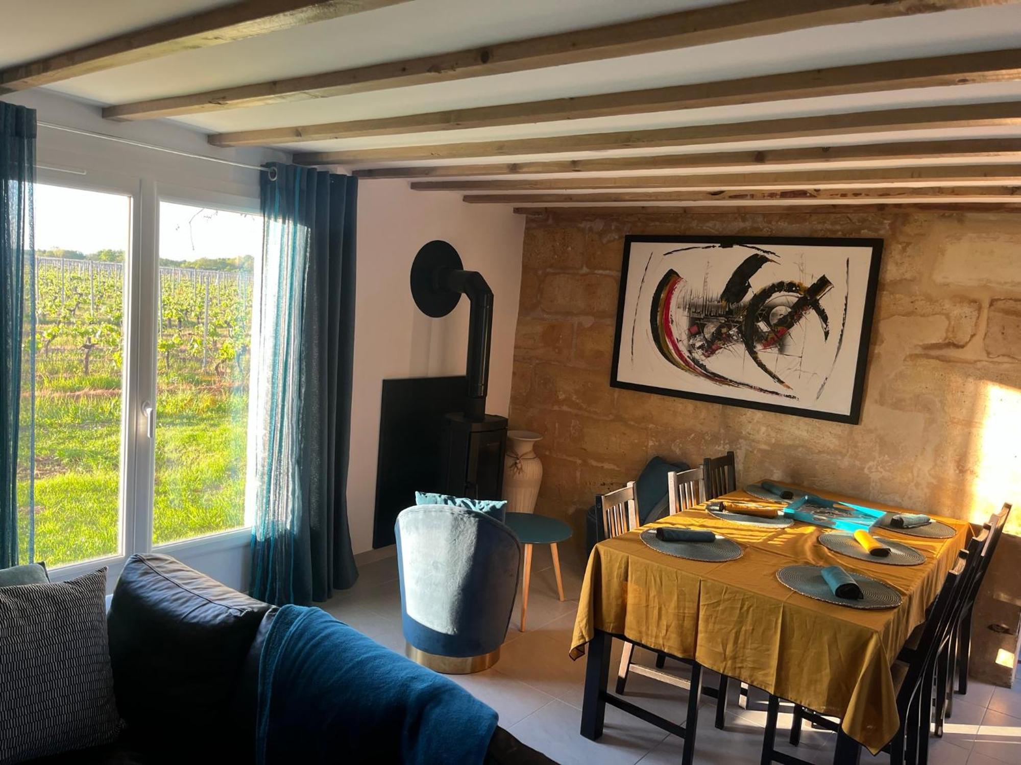 Du Ferrand Au Coeur Des Vignes Holiday home Montagne (Gironde)