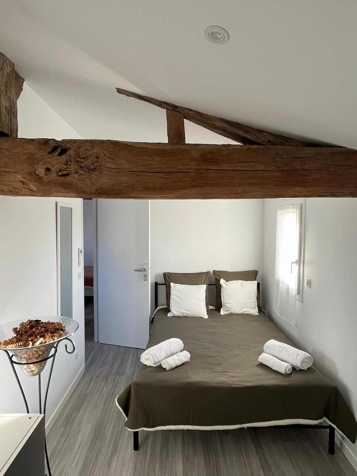 Holiday home Du Ferrand Au Coeur Des Vignes
